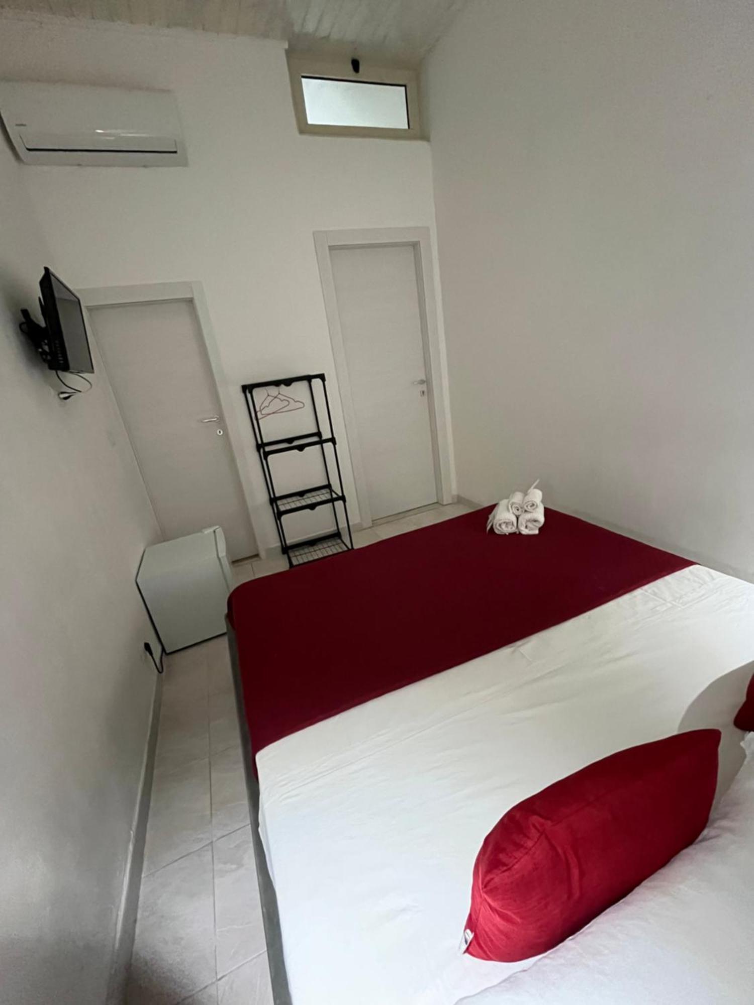 B&B Regina Rooms Avola Ngoại thất bức ảnh